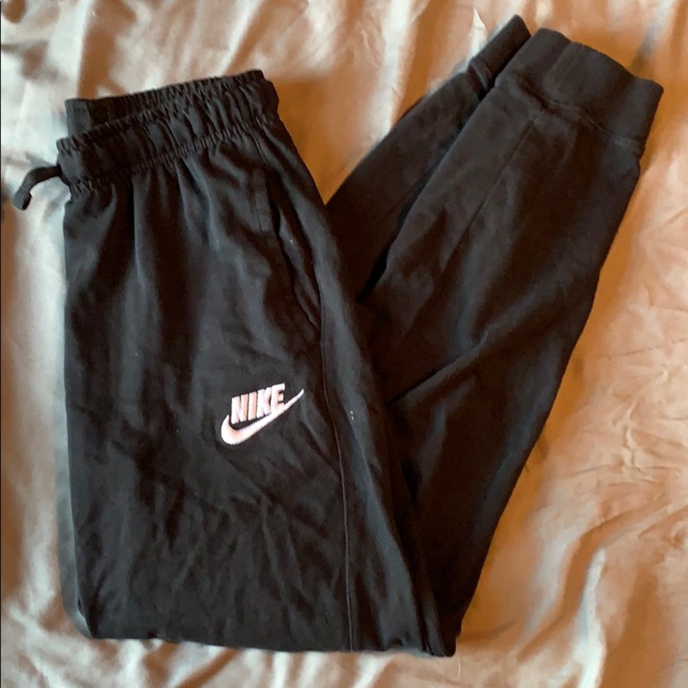Nike joggers